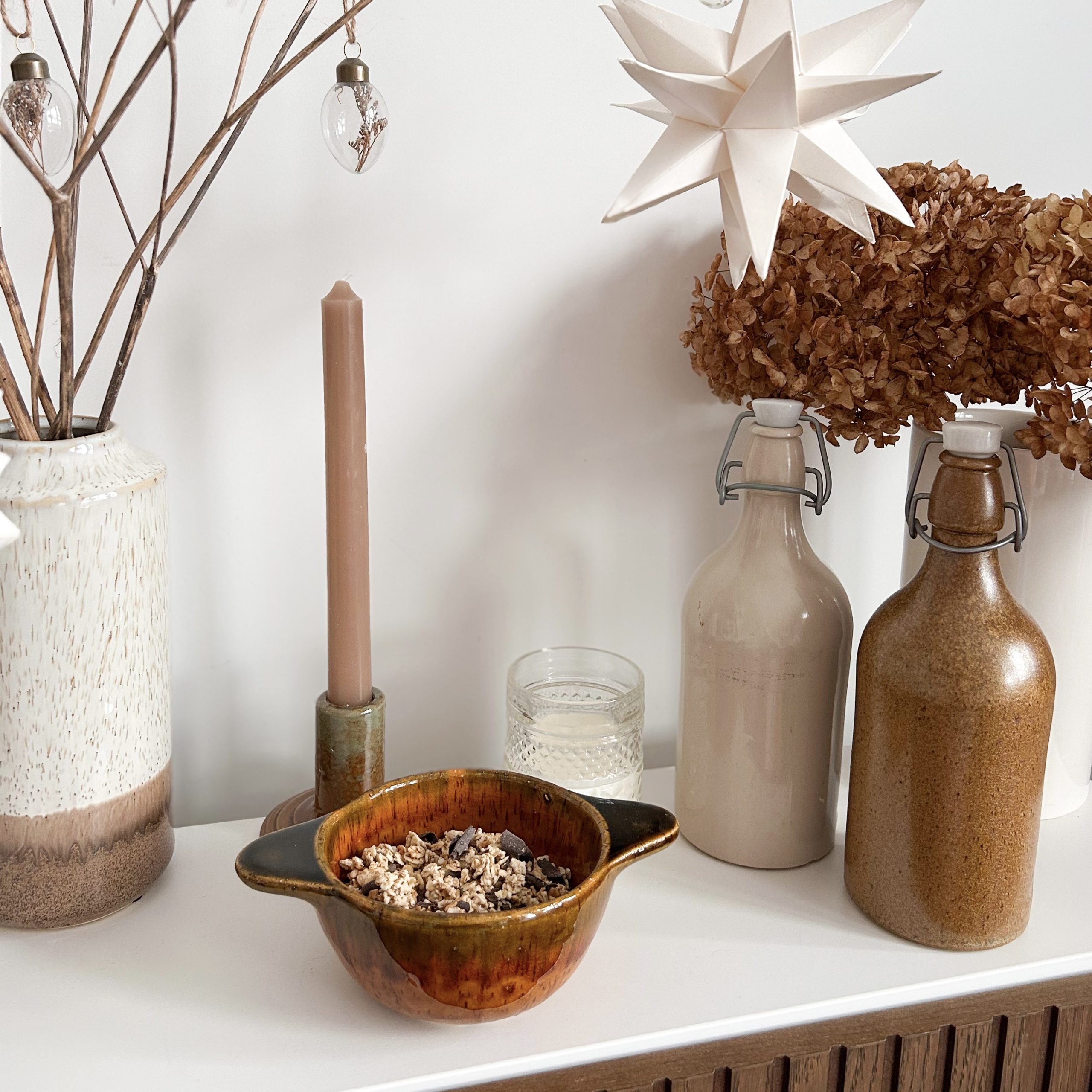 BOL CLÉMENTINE + BOUGEOIR LÉON + BOUTEILLE JEANNE ET JEANNETTE