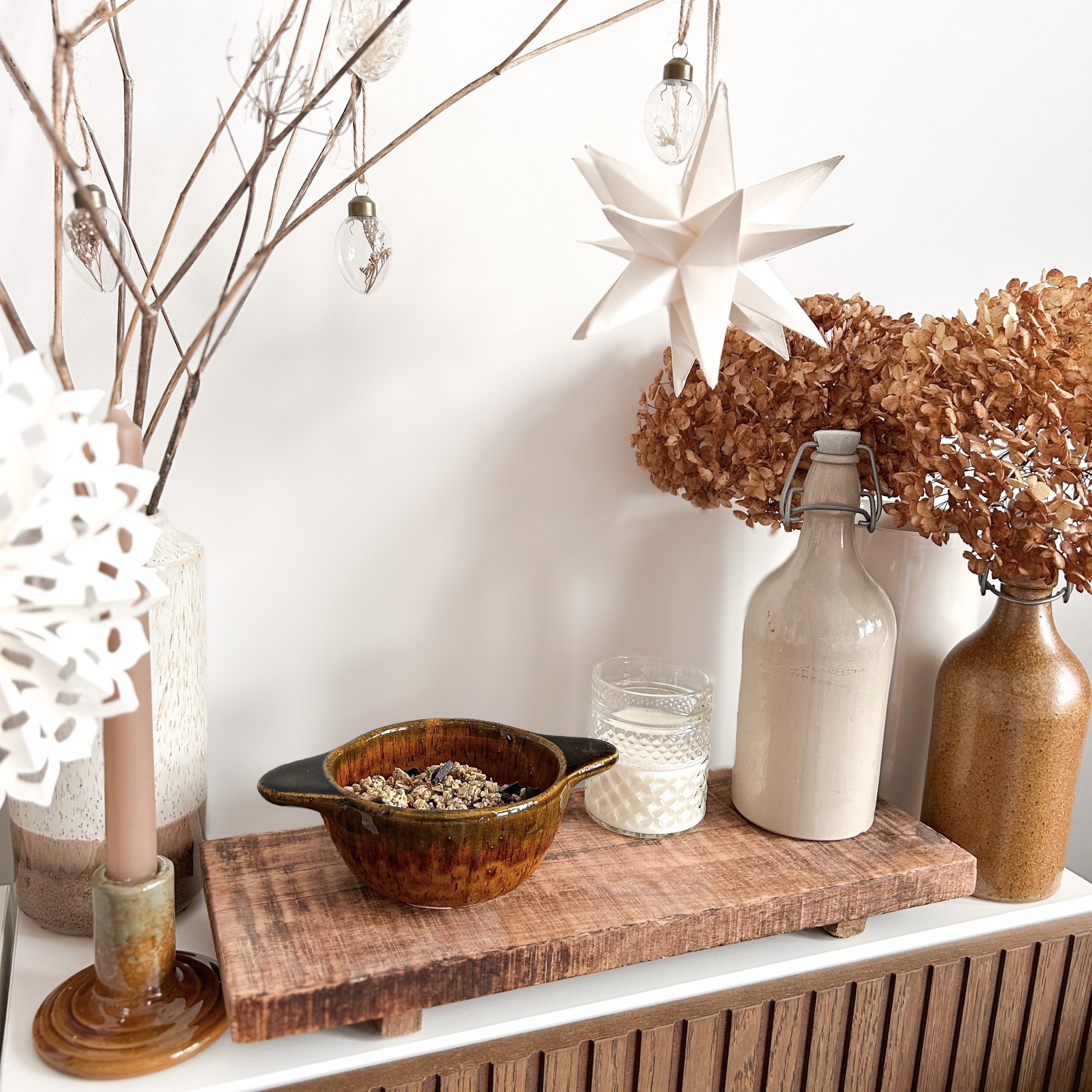 BOL CLÉMENTINE + BOUGEOIR LÉON + BOUTEILLE JEANNE ET JEANNETTE